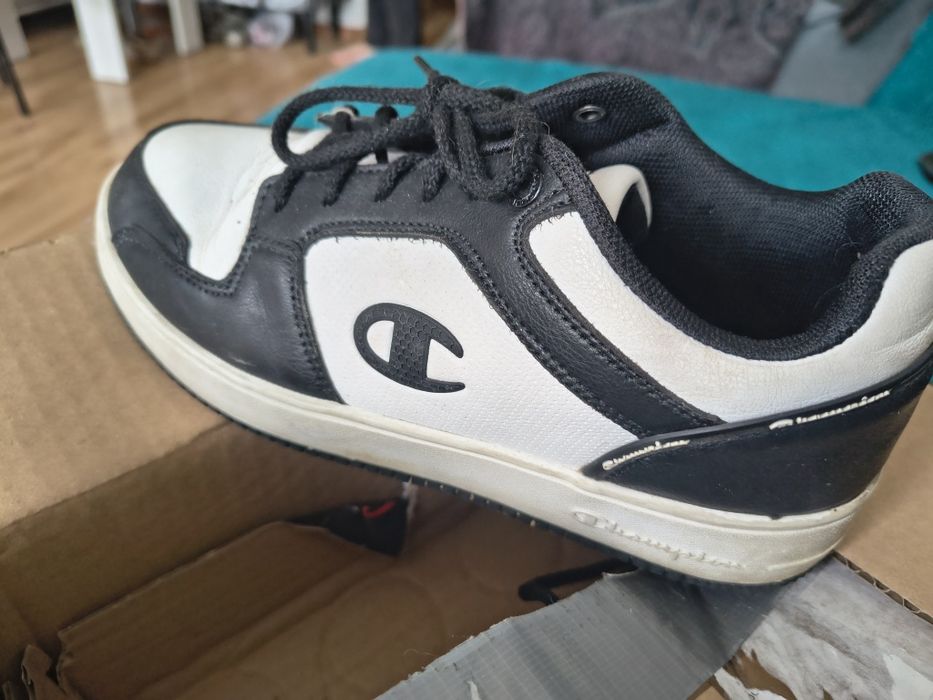 Sprzedam buty Champion