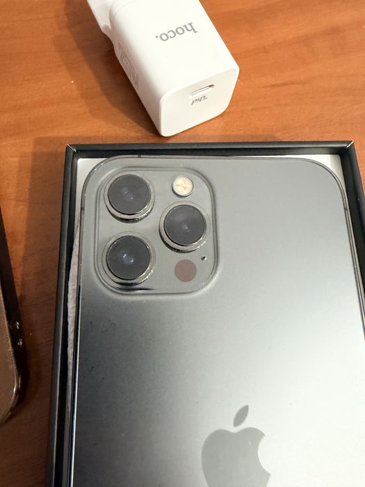 Продам Iphone 12 pro Max 128gb