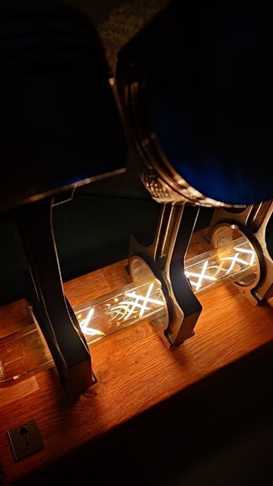 Lampka nocna z części samochodowych