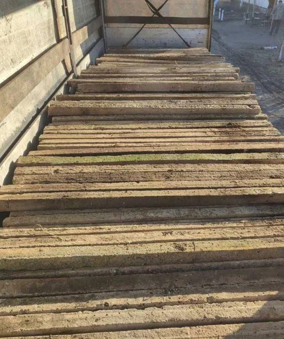 Стовпчики бетонні б/у