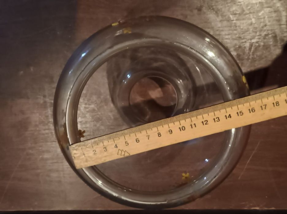 Стеклянный плафон