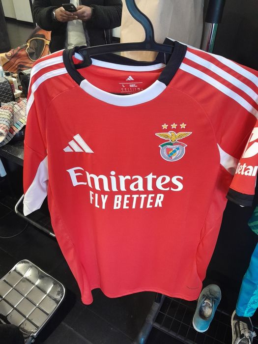 Relógios novos de marca