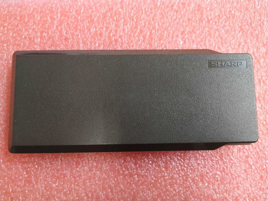 kolekcjonerski mini komputer Sharp PC-1211