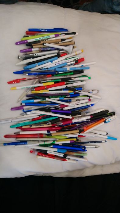 Vendo canetas variadas
