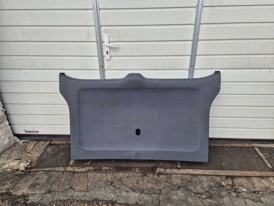 Tapicerka tylnej klapy VW T5 Multivan , Caravelle , Transporter