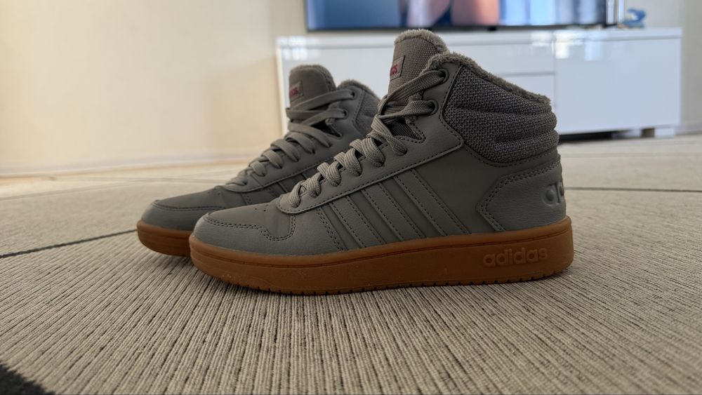 adidas HOOPS 2.0