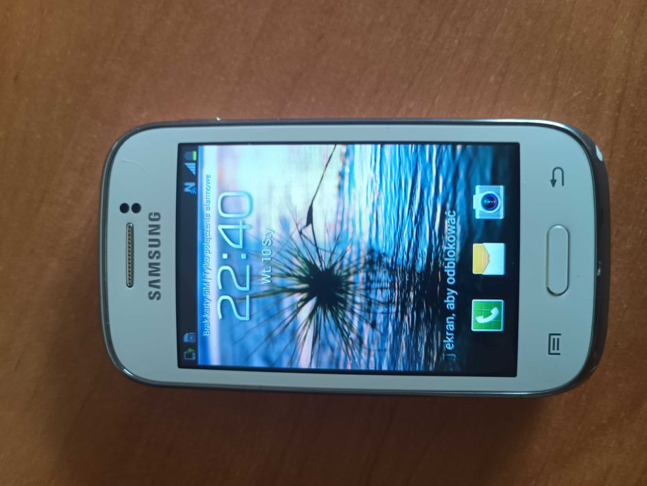 3 sprawne telefony: Samsung Galaxy Y + Galaxy Young + Nokia Lumia 610