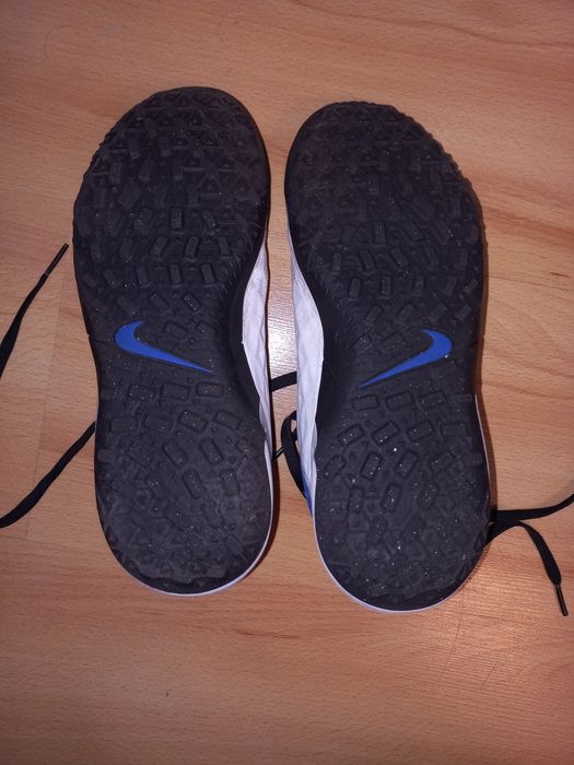 Turfy piłkarskie NIKE TIEMPO 36