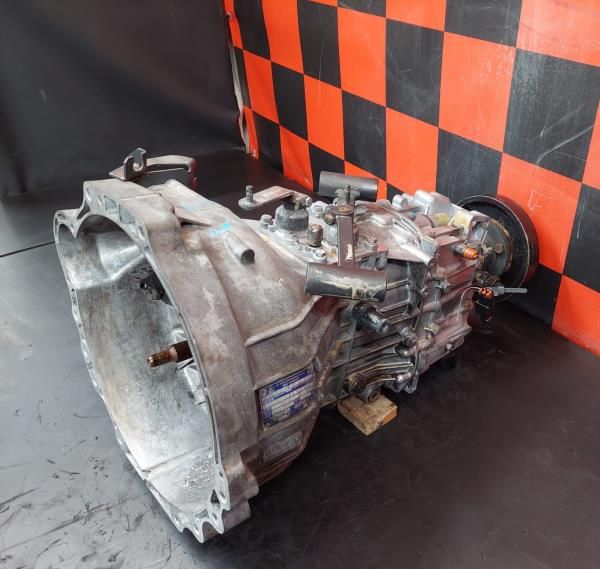 Caixa de velocidades manual NISSAN Cabstar Chassis (F24M, F24W)
