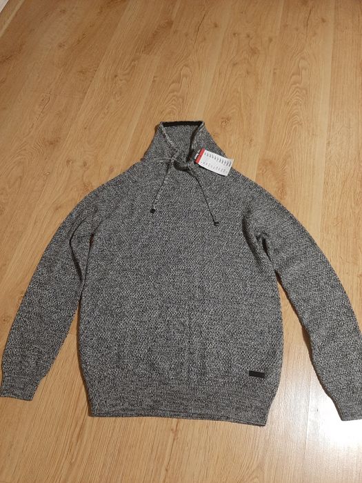 Sweter męski młodzieżowy sinsay rozm S