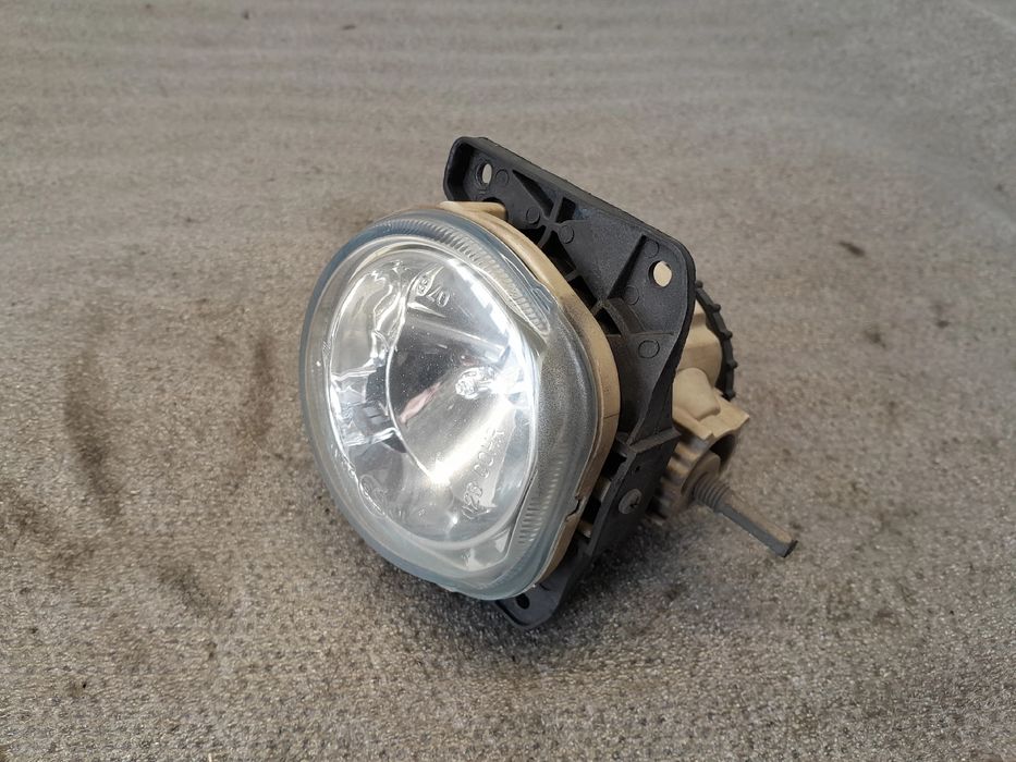 Farol nevoeiro frente esquerdo FIAT Linea (323_)