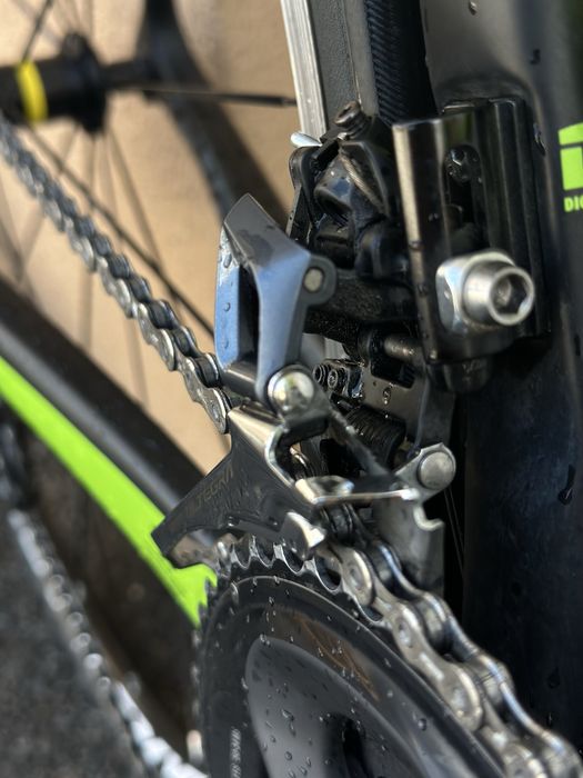 Bicicleta de estrada em Carbono