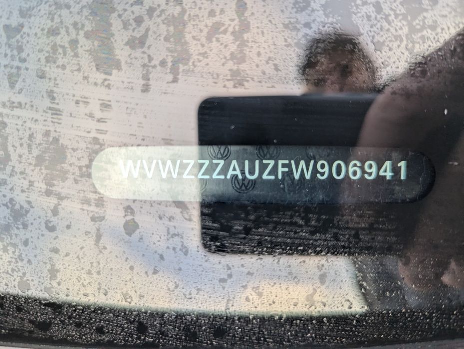 Доглянутий електромобіль E golf 24 кВ