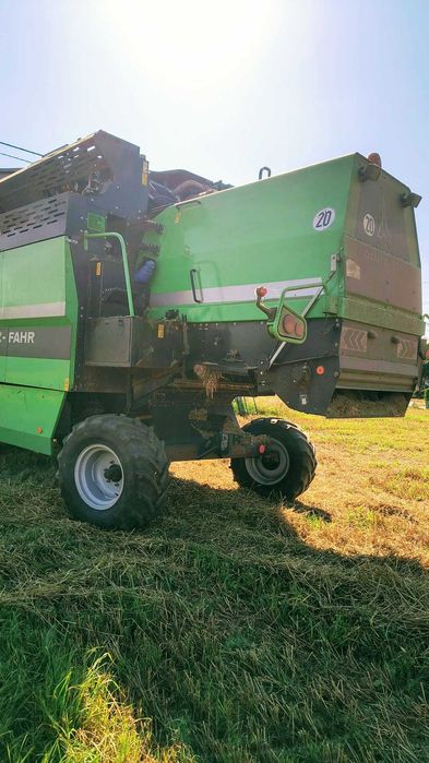 Kombajn zbożowy Deutz-Fahr 6040
