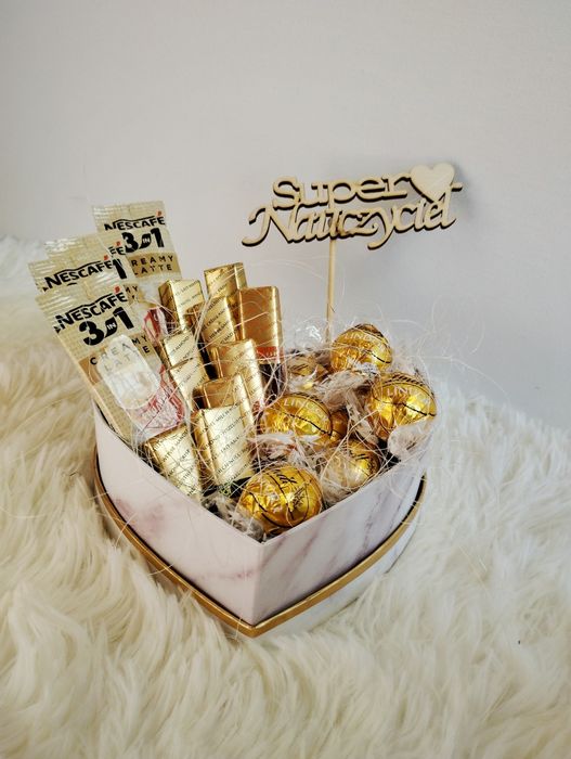 Personalizowany box prezentowy na urodziny, rocznicę, ślub, roczek itp
