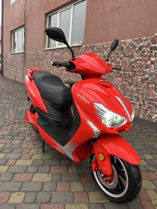 Електроскутер dominator