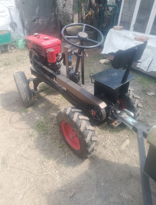 Продам мототрахторець