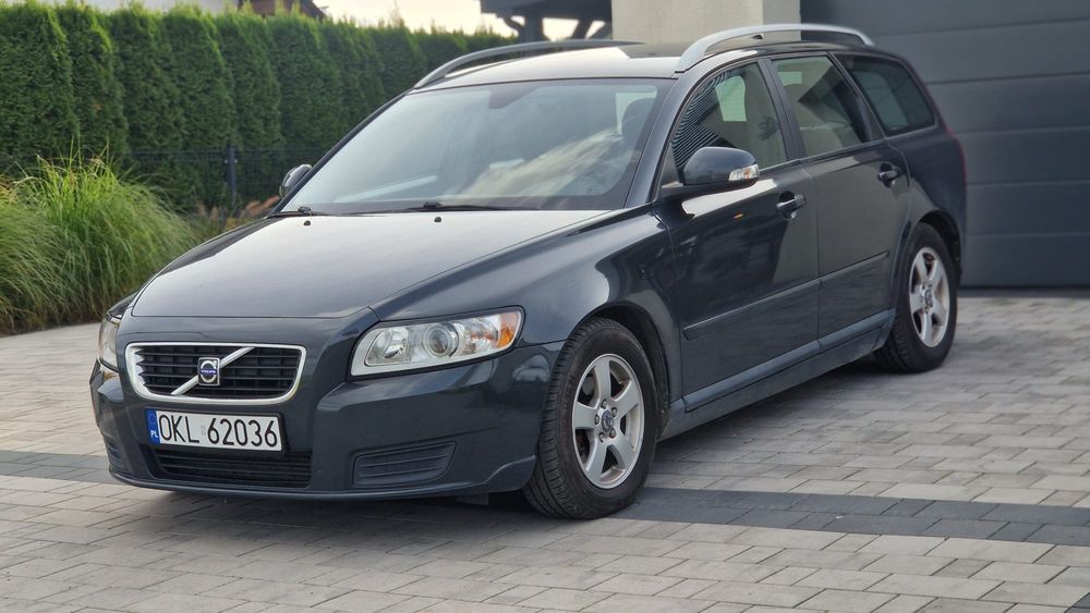 Volvo V50
