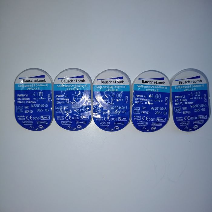 5 szt soczewek kontaktowych miesięcznych Bausch&Lomb -4,00
