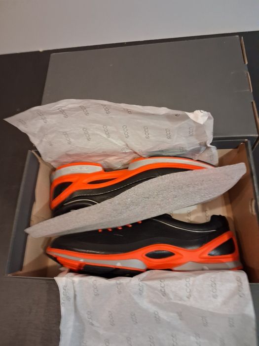 Ecco  biom  rozm. 45 buty outdorowe  nowe