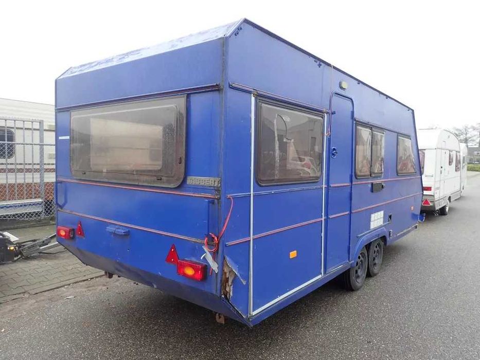 Caravana Hobby Kip LMC Tabbert Eriba Bergland Knaus Fendt Dethleffs diversos cores e modelos Loule Faro Sao Sebastiao