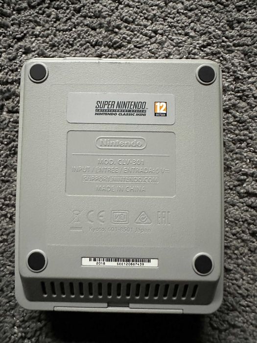 Super Nintendo Mini ( SNES ) - Como nova