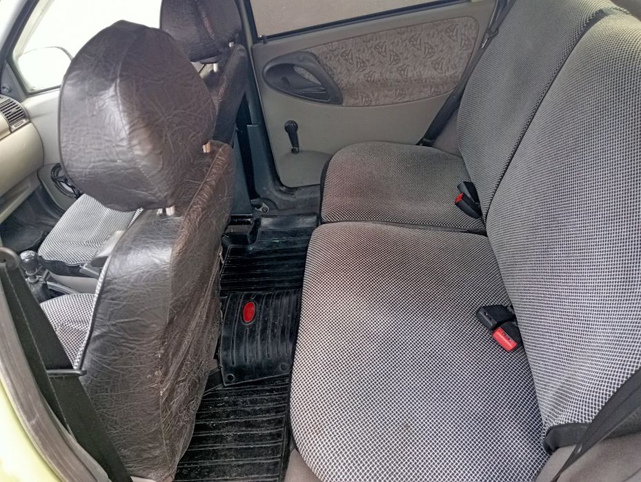 Автомобіль Лада Калина