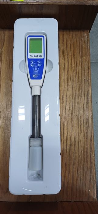 портативний pH-метр PH CHECK 5040-0301 від Dostmann electronic GmbH.