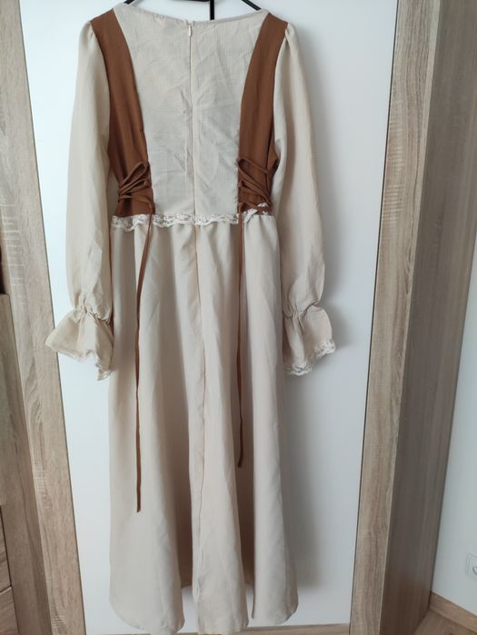 Sukienka na bal przebierańców