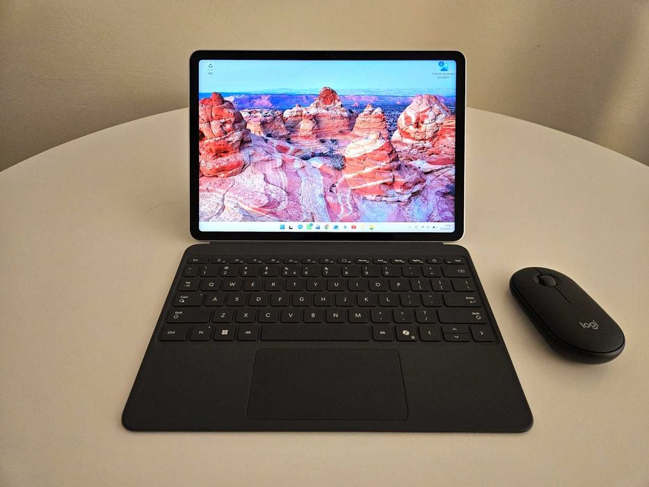 Laptop Microsoft Surface Pro 12" + klawiatura + rysik