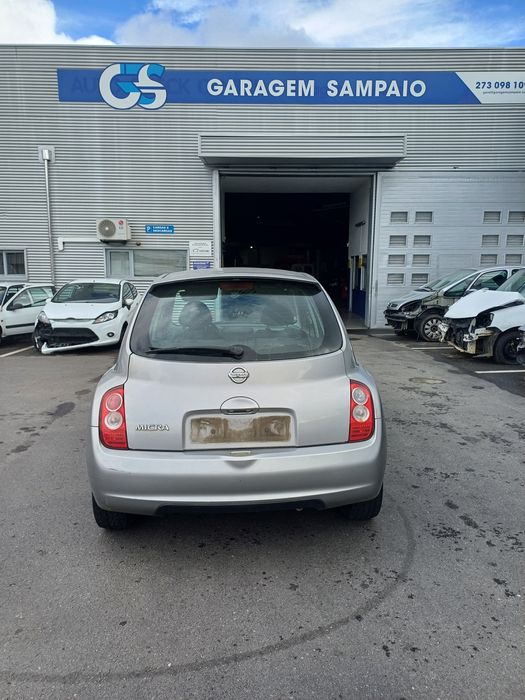 Nissan Micra para peças
