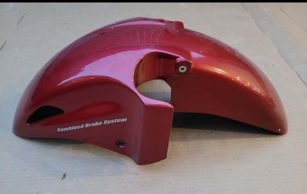 Honda CBR 1100 CBR1100 błotnik przod przedni  blackbird