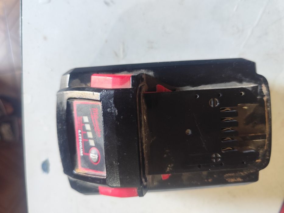 Bateria Milwaukee M18 5.5 Ah High Output
