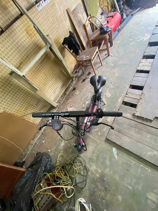 Електро самокат Kugo M4 Pro 2023