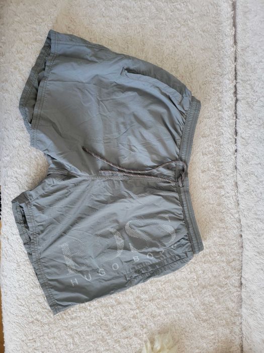 Шорти Hugo Boss M