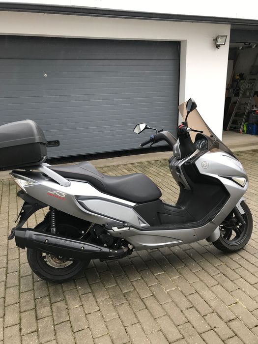 Mota 250cc impecável