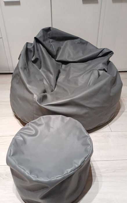 Pufa szara do mieszkania