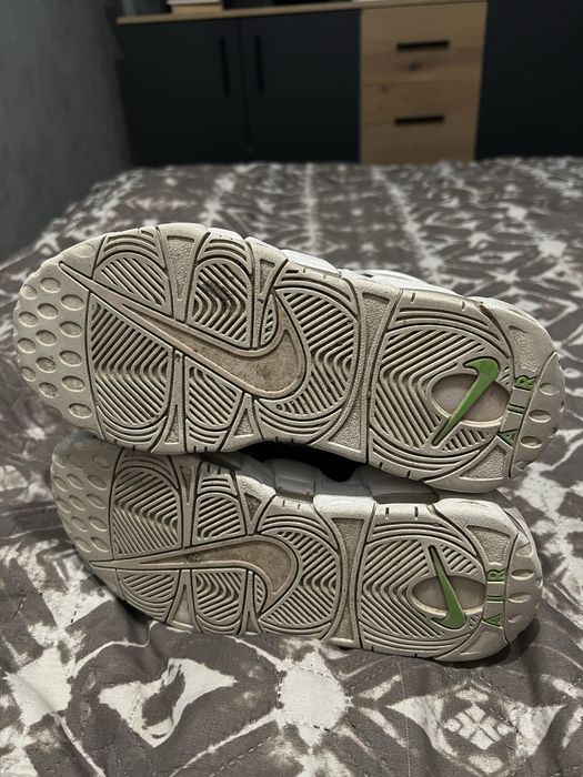 Кросівки Nike Air More Uptempo Black White.