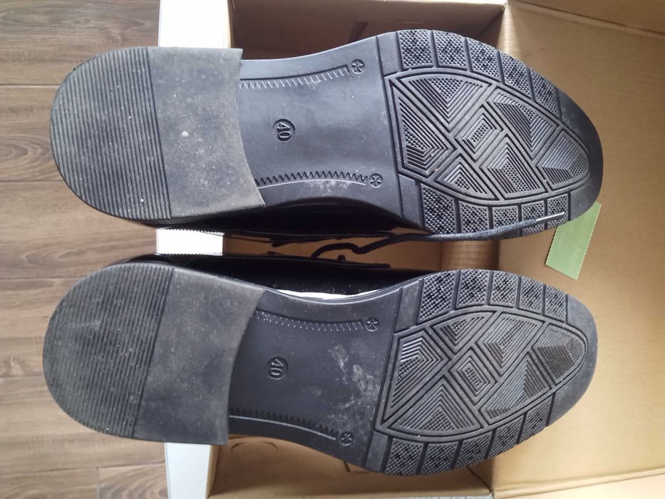 Buty komunijne półbuty lakierowane skórzane wkładki