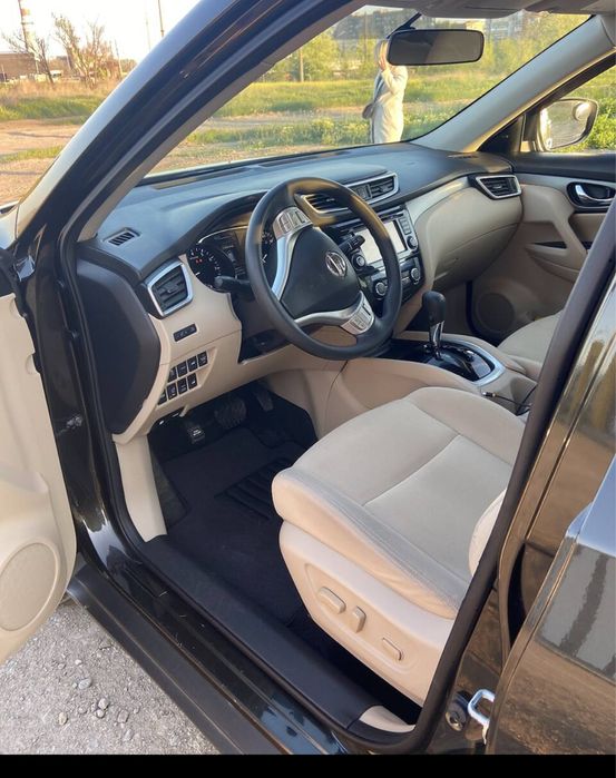 Продаю Nissan ROC 16-го года