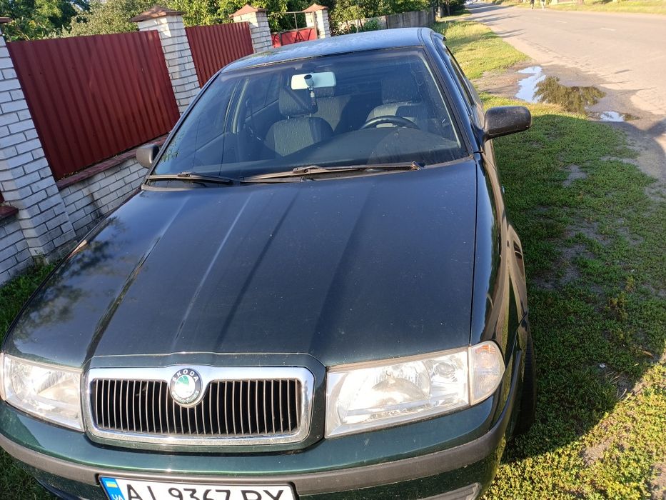 Шкода октавія2002года