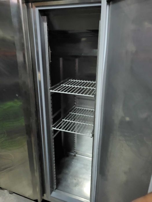ARCA VERTICAL FRIO POSITIVO