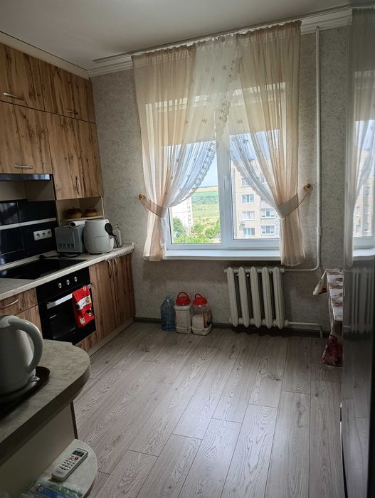 Продам квартиру в Теплодаре