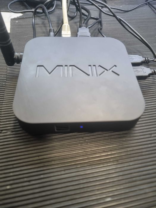 Minix NEO Z64 - Intel + 2GB + 32GB + wifi + BT - BOX Windows, como nova e revista