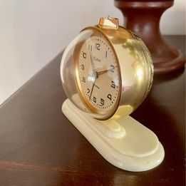 Relógios de corda da antiga União Soviética