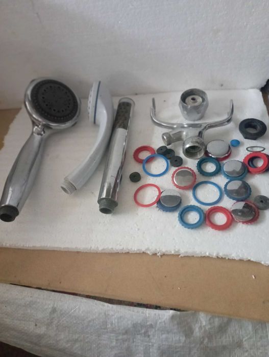 Chuveiros e acessórios torneiras