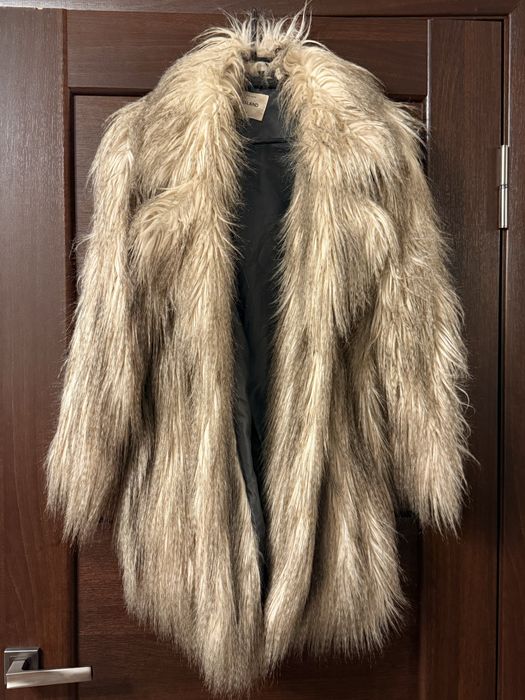 Куртки, шуби, дубльонка Reserved, River Island, Ansver