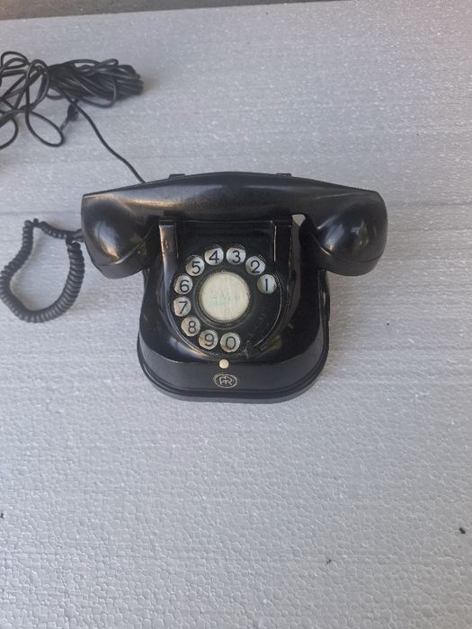 Telefon stacjonarny zabytkowy Altes Bell RTT 56