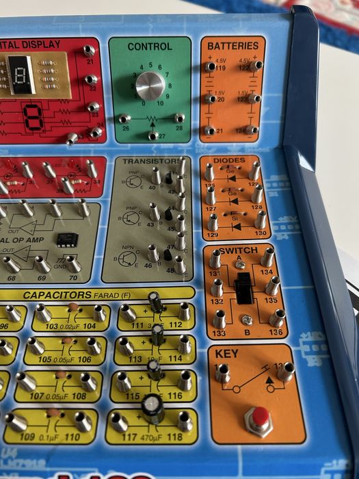 Gra elektroniczna do nauki podstaw elektroniki