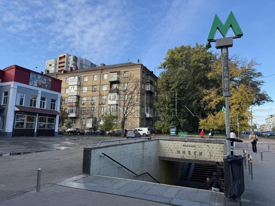 ЖК Нивки Парк Олеся Бердника 1 San Francisco Victory V Manhattan city